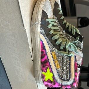 GOLDEN GOOSE SLIDES SIZE 7